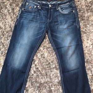 Men’s Rock Revival Jeans✨